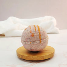 Load image into Gallery viewer, Tonka &amp; Tobacco Bath Bomb

